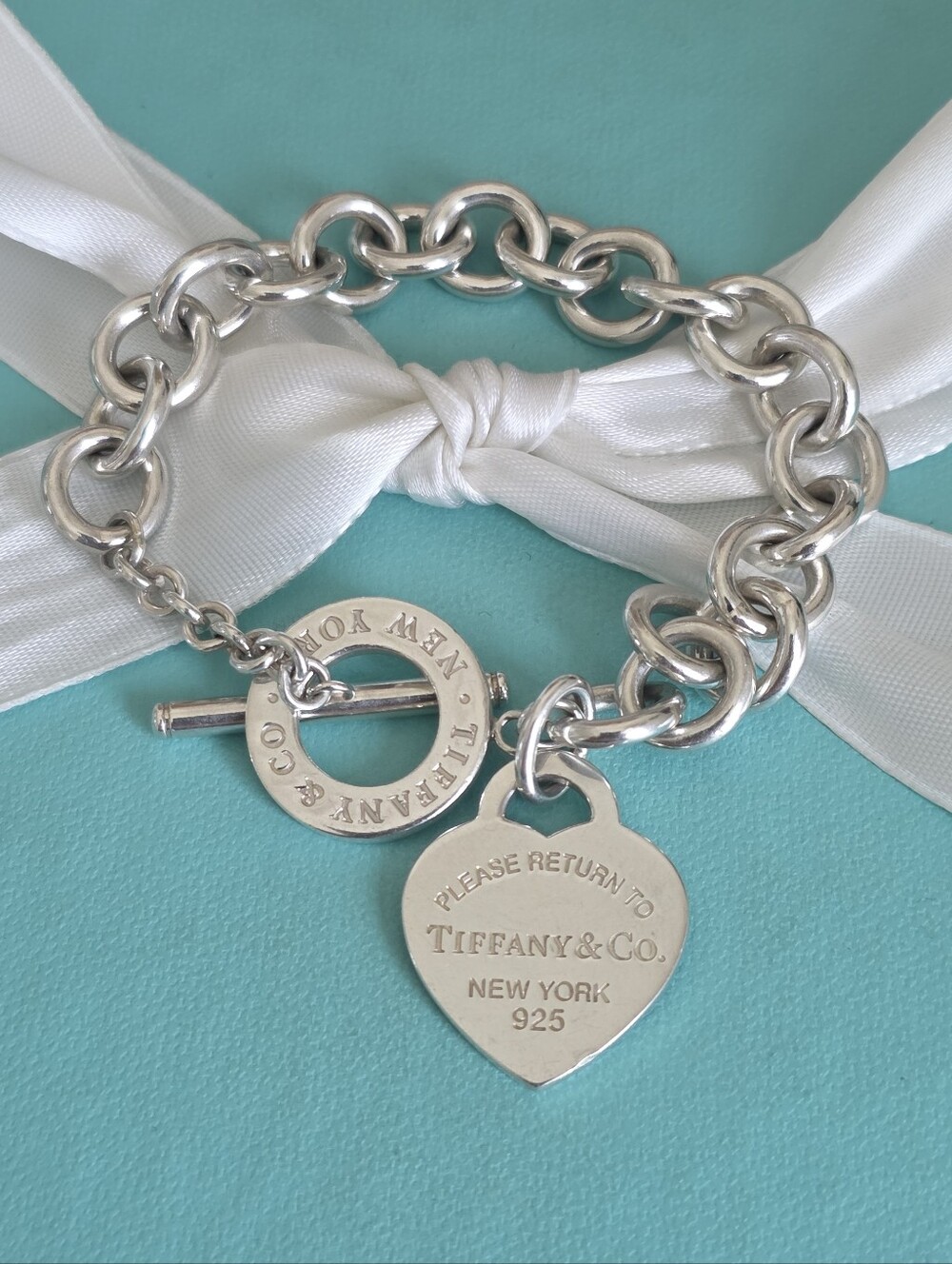T&Co Newest model heart tag toggle bracelet